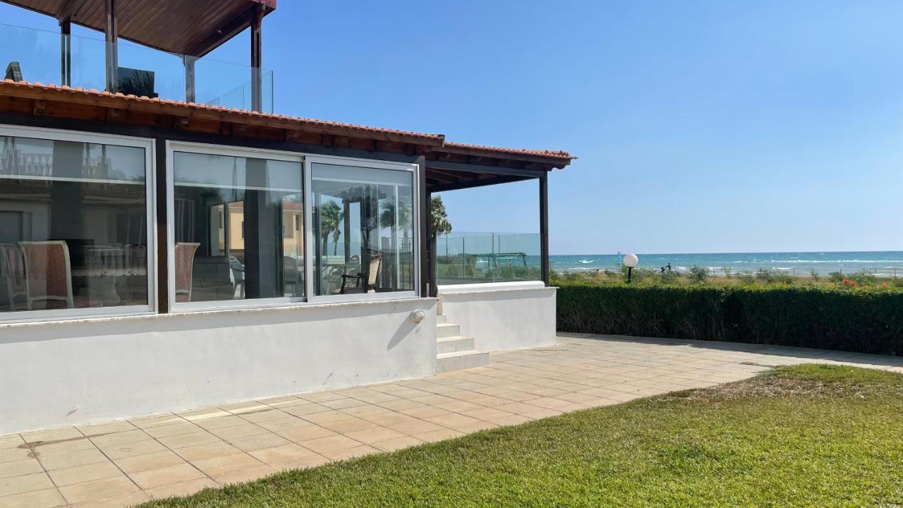 Beachfront Villa - Dasaki Larnaka Exterior foto